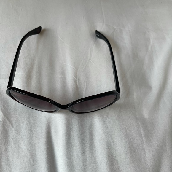 Juicy Couture oversized sunglasses - Picture 2 of 4